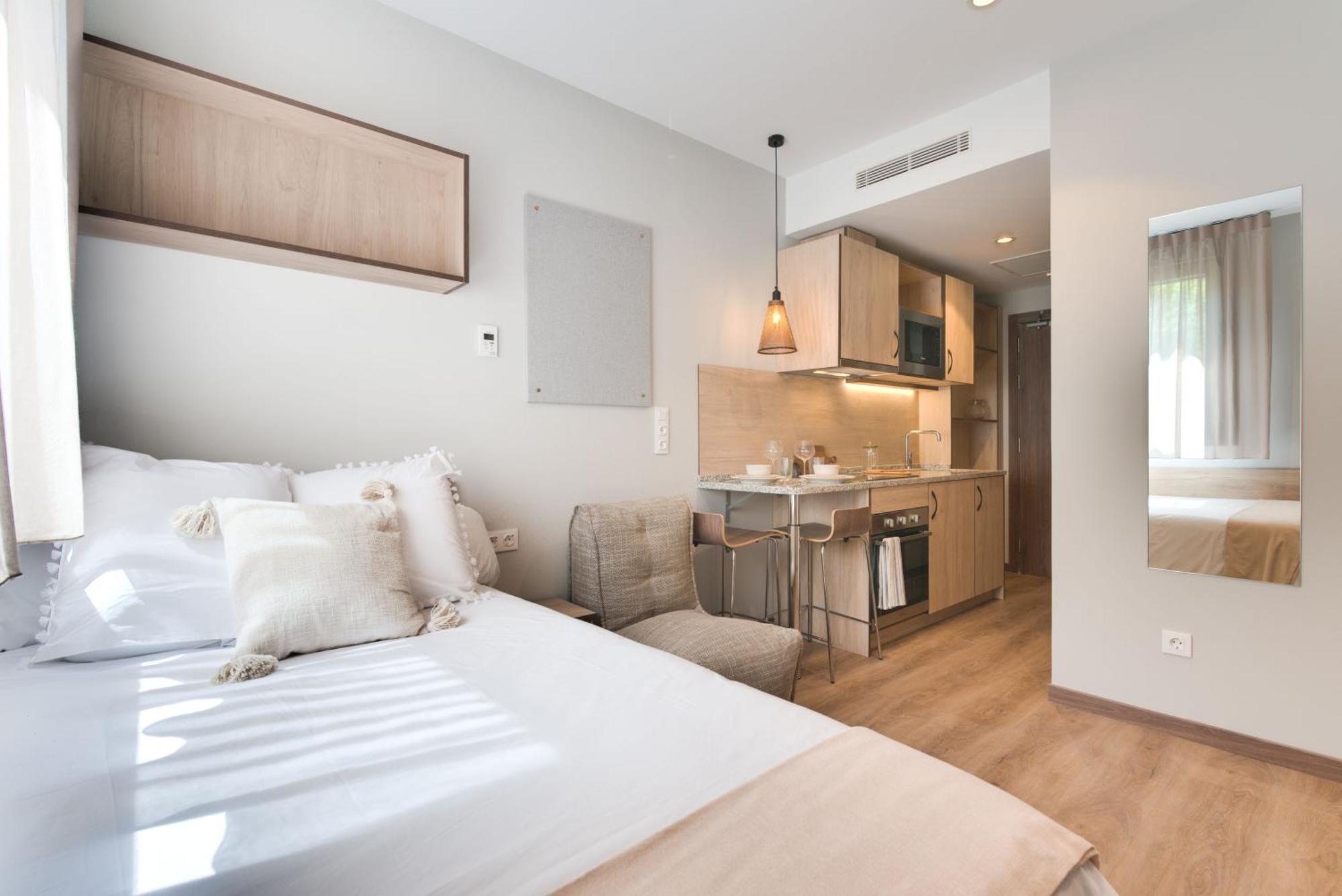 Livensa Living Pamplona Albergue Juvenil 외부 사진